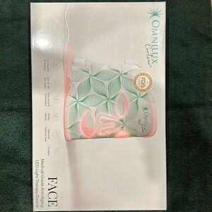 Omnilux Contour Face